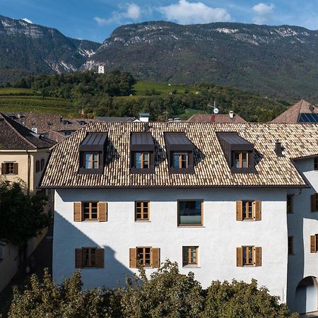 شقة Schmitte Am Sonnenwirtsplatz Eppan In South Tyrol أبيانو سولاّ ستراذا المظهر الخارجي الصورة
