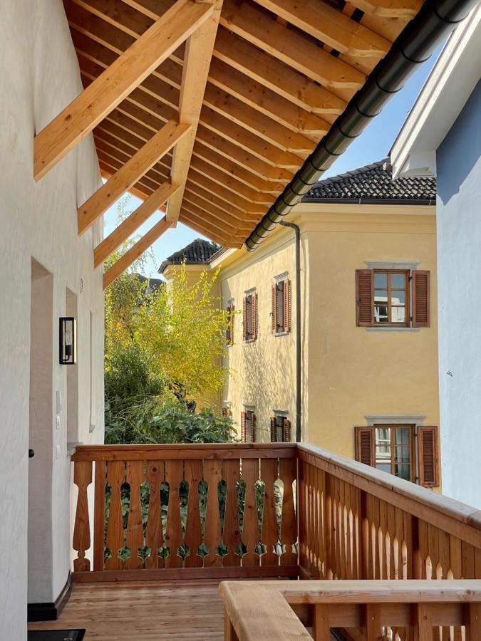 شقة Schmitte Am Sonnenwirtsplatz Eppan In South Tyrol أبيانو سولاّ ستراذا المظهر الخارجي الصورة