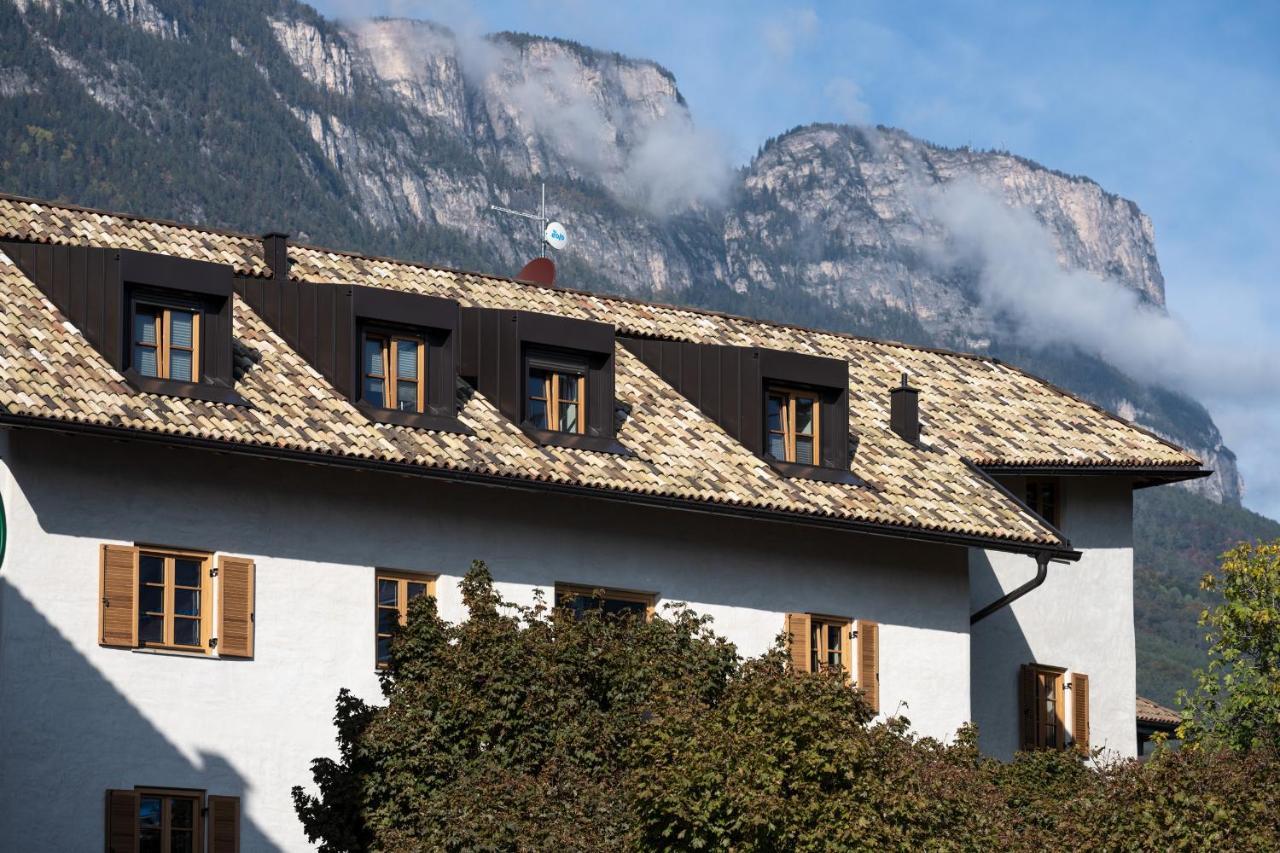 شقة Schmitte Am Sonnenwirtsplatz Eppan In South Tyrol أبيانو سولاّ ستراذا المظهر الخارجي الصورة