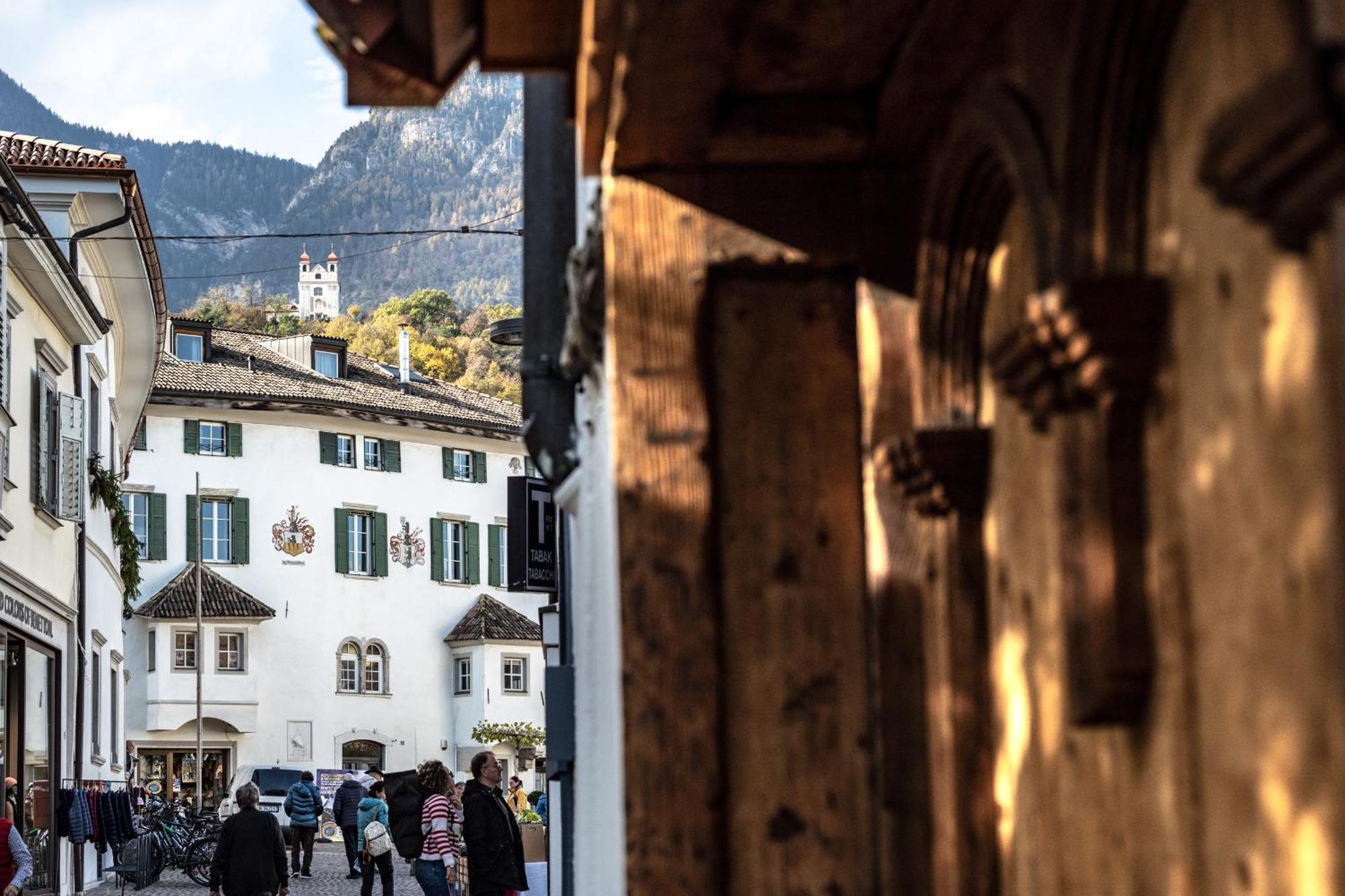 شقة Schmitte Am Sonnenwirtsplatz Eppan In South Tyrol أبيانو سولاّ ستراذا المظهر الخارجي الصورة